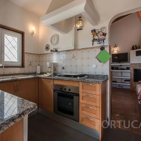 Casa Da Tranquilidade With Private Pool In Tranquil Setting Ταβίρα