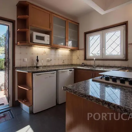 Villa Casa Da Tranquilidade With Private Pool In Tranquil Setting *